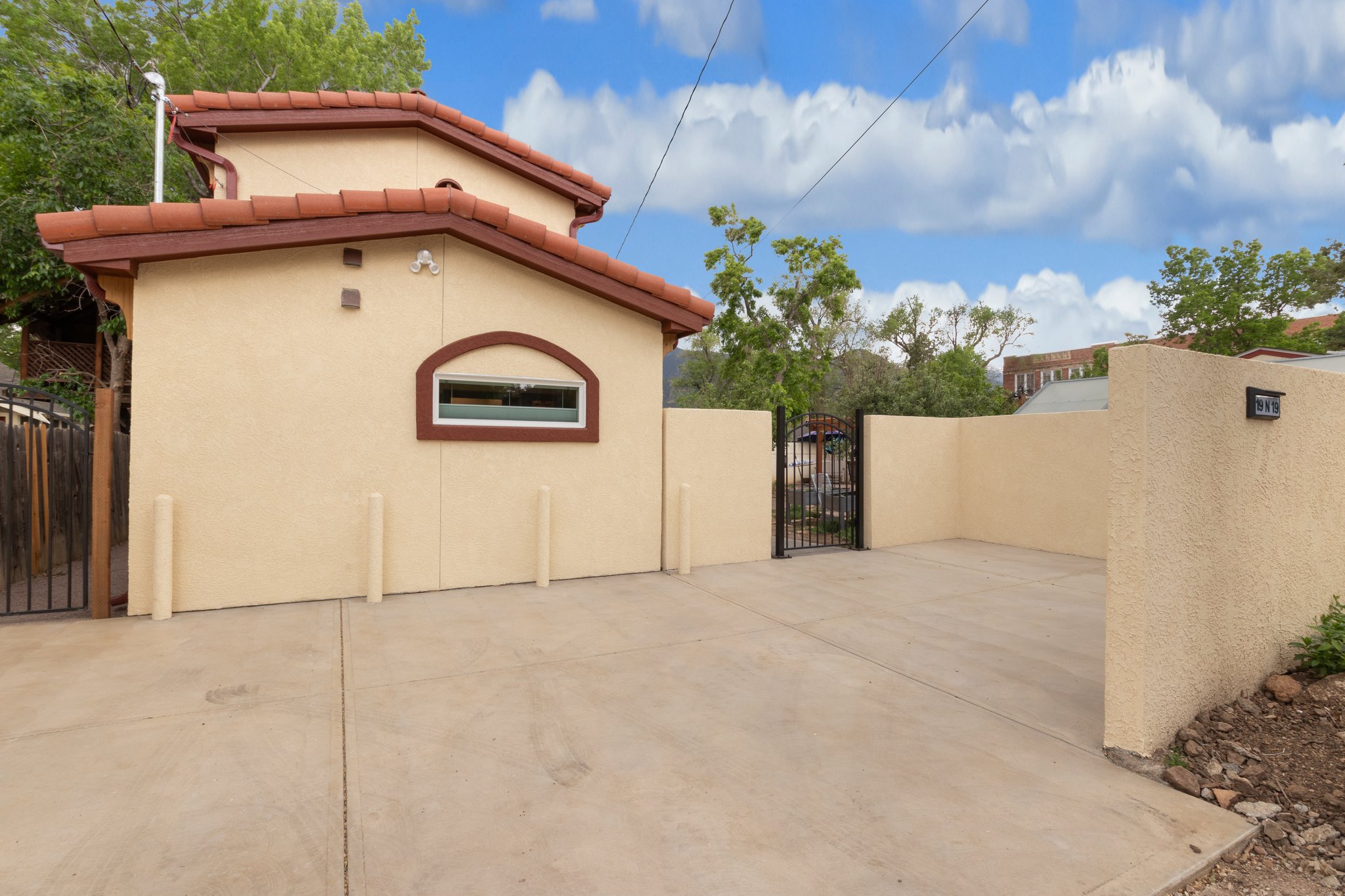 1830 W Pikes Peak — Mission-style ADU built by StreamHome